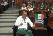 Protesta en Congreso local durante postura de diputada sobre apoyo a Cuba