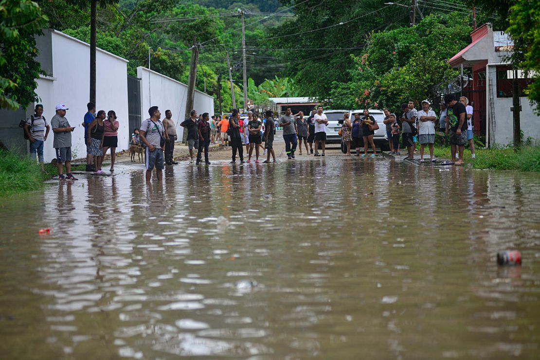 Tormenta inunda y deja severas afectaciones en cuatro municipios de la zona conurbada