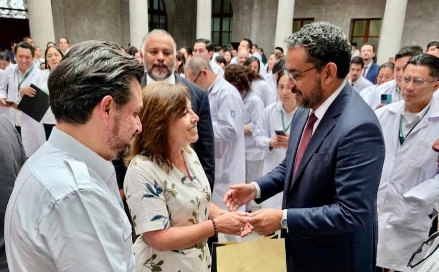Incorporación de 516 especialistas al IMSS