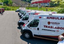 Entrega Estado 60 ambulancias para acercar la salud a los veracruzanos