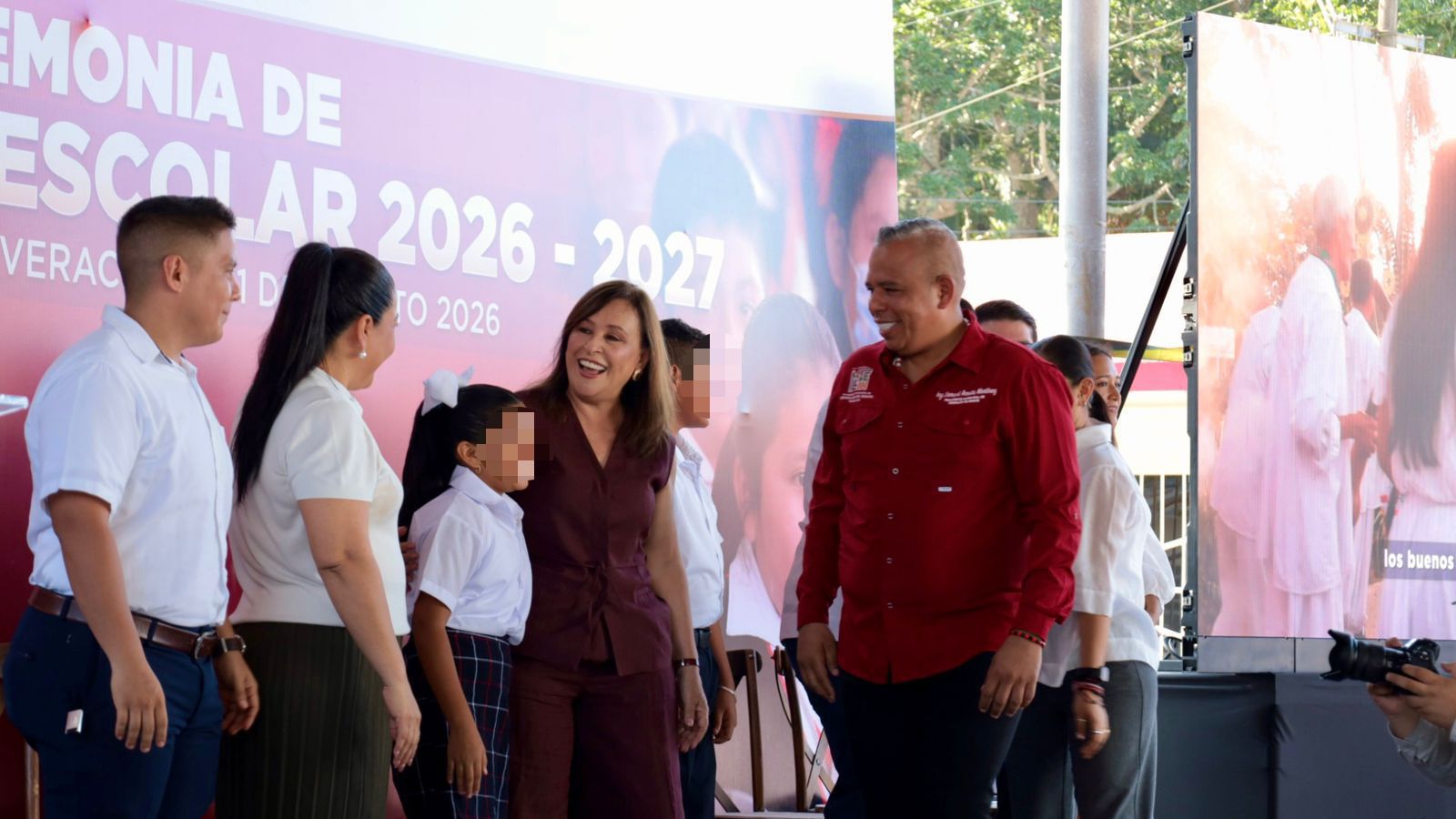 Prohibición total de celulares en escuelas de Veracruz; Rocío Nahle