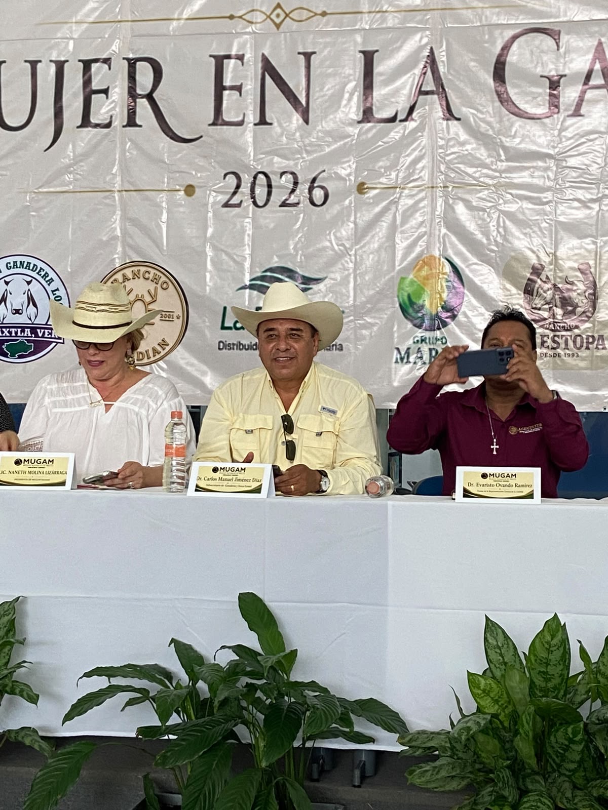 El Subsecretario de Desarrollo Ganadero acudió en representación de la Gobernadora Rocío Nahle García al Segundo Foro de Mujeres Ganaderas de México