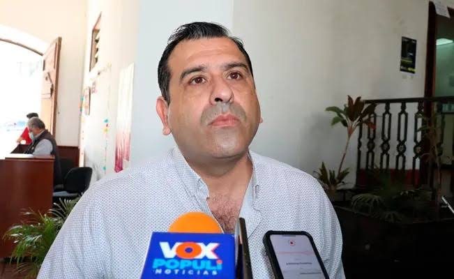LETRAS PROHIBIDAS // Hugo “devora” a Braña
