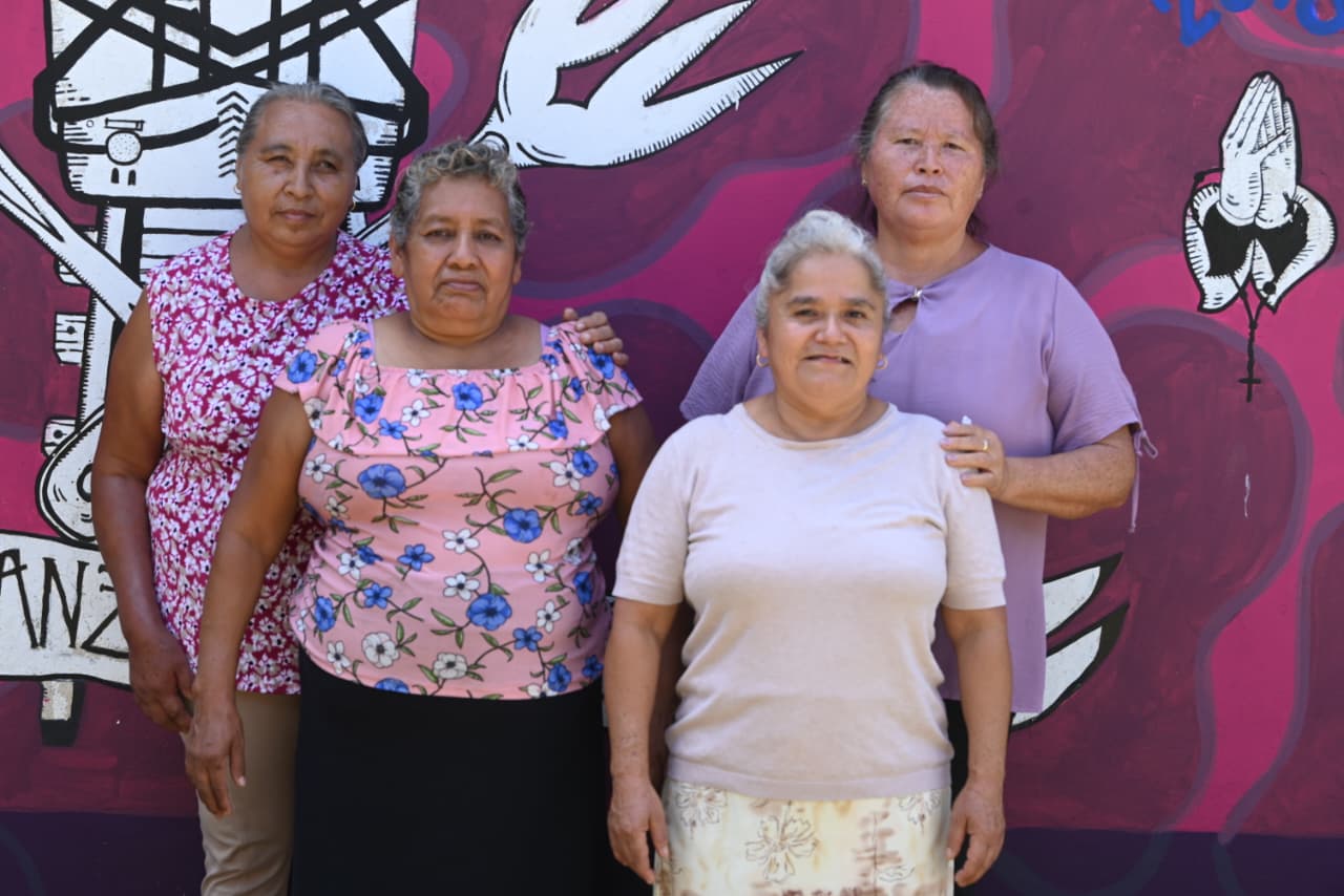 DIF Estatal contribuye a labor humanitaria de Las Patronas con entrega de insumos
