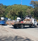 Transportistas exigen diálogo directo con el Gobierno federal y mantienen bloqueos
